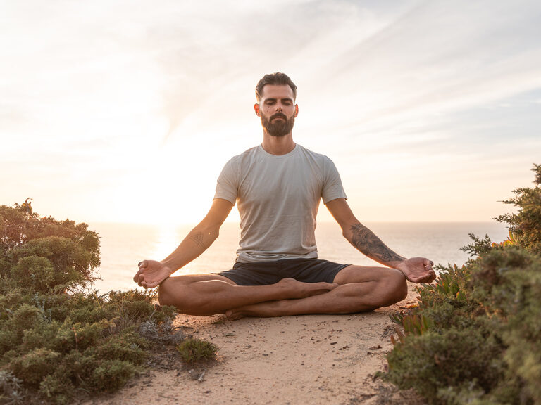 Pascal Achiti - Yoga Position
